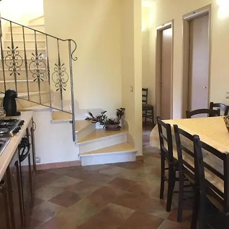 Donna Violante Porto Corallo 3*