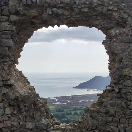 Donna Violante Porto Corallo Villaputzu