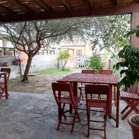 Donna Violante Porto Corallo Maison d'hôtes Villaputzu