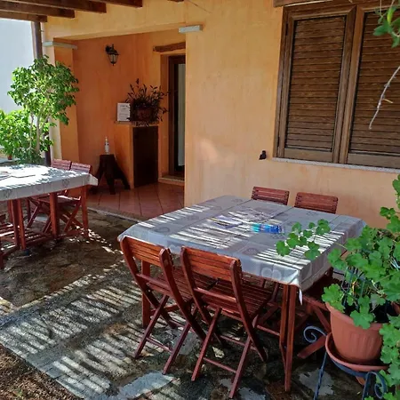 Donna Violante Porto Corallo Maison d'hôtes Villaputzu