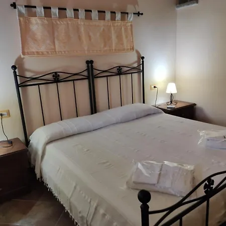 Donna Violante Porto Corallo Maison d'hôtes *