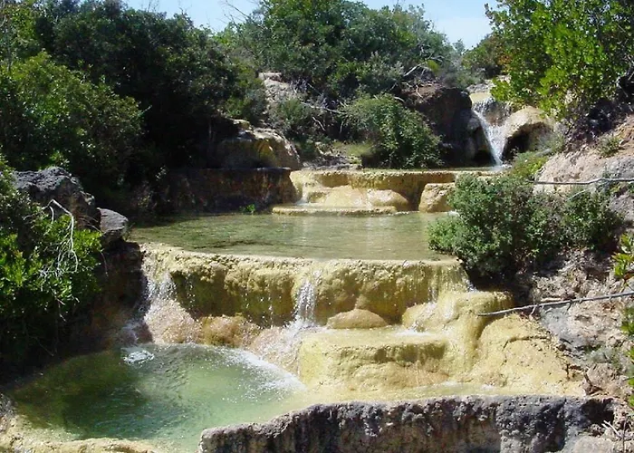 Donna Violante Porto Corallo 3*